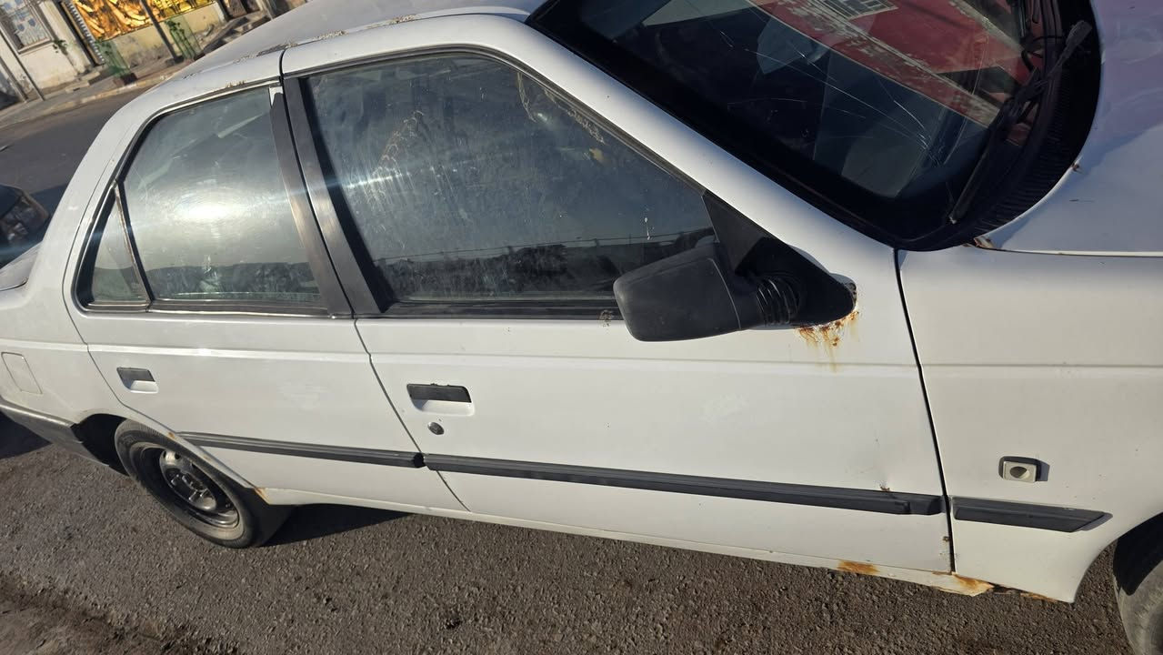 بيجو روة بسمي السياره بلاديه كهربائيات تبريد حداديه سنويه ٢٩ ماشيه ١٩٠ نقصه فقط بور عاطل السعر ٢٢ وبيه مجال بسيط مكانه الدوانيه الحمزه الشرقي ***********
