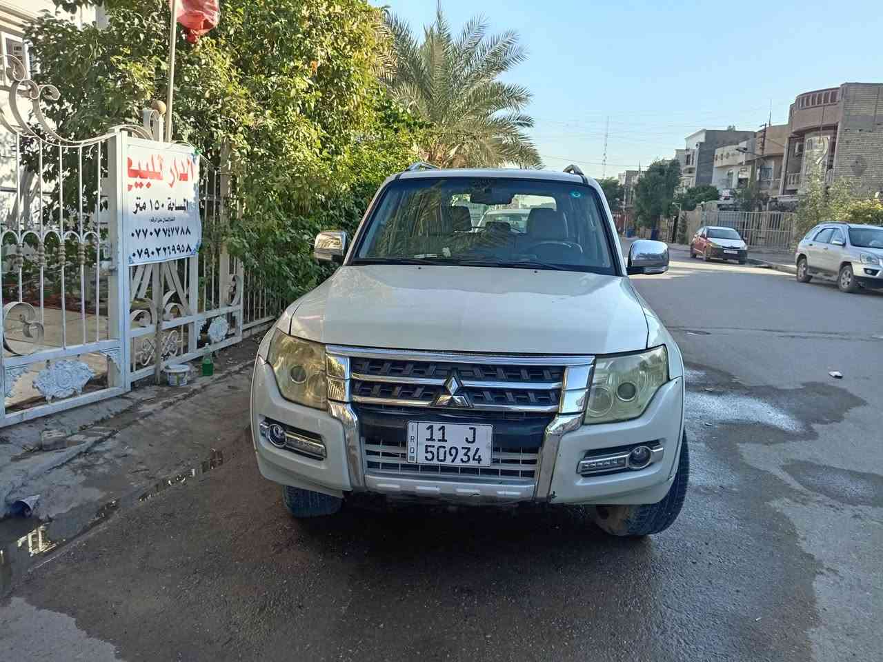 باجيرو ٢٠٠٨  للبيع او مرارس  اقل سعر منه كامل مواصفات تبريد تدفئه كير محرك مكفول سيارة بسمي مكان بغداد رقم بغداد سعر ١١٥ وبيه مجال .. الاستفسار *********** او***********
