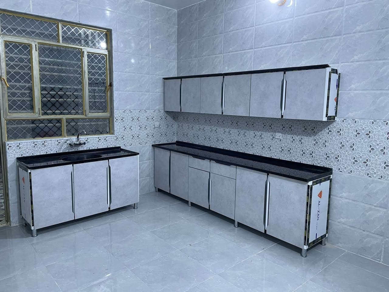 يتوفر كاونترات بوب mdf 
1 متر 
1.20 متر 
1.5 متر 
2 متر 
يتوفر تفصال خاص 
*********** 
للاستفسار  واتساب ماسنجر
