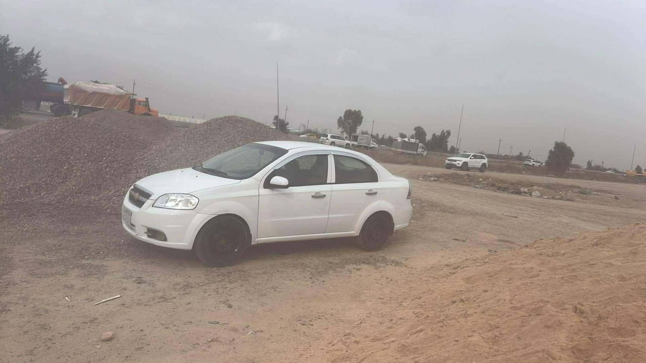 سلام عليكم افيو 2011 سياره نضيفه جاهزه  تخم تاير جديد   حداديه جديده بيها صبغ دعاميات وشويه تلحيضات  سعر 75  وبيها مجال بغداد ابو غريب ***********
