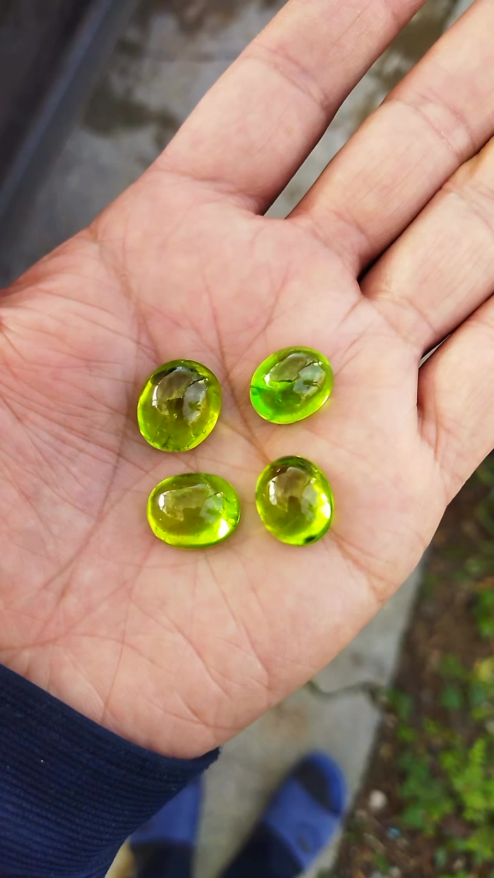 زبرجد غیر مترش
١٣.٧ غرام
غرام ب ٧ الف
سعر مجموع ٩٥ ال


**إذا كنت صاحب هذا الإعلان وتريد حذفه لأي سبب، رجاءا أرسل رسالة إلى الدعم الفني**