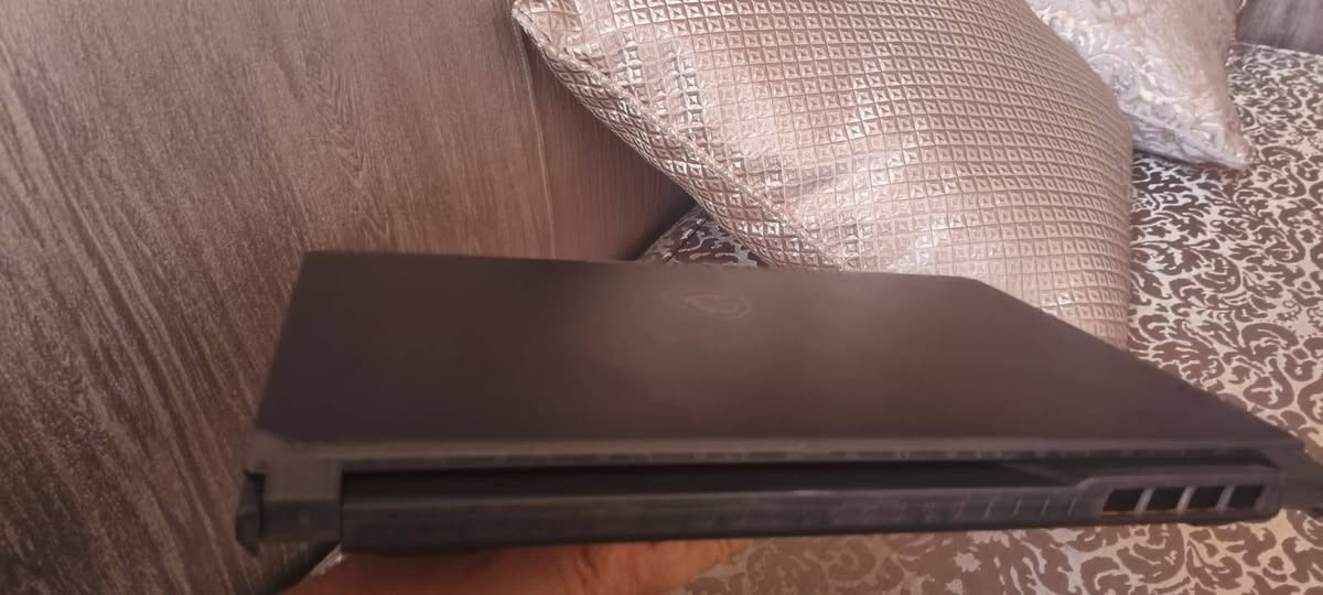 لابتوب ام اس ئاي 15.6 - انج - - 15 CYBORG - jga - Core i5-13420H - RTX 3050 - 6GB 16 كيكابايت / 512 كيكابايت SSD

***********
