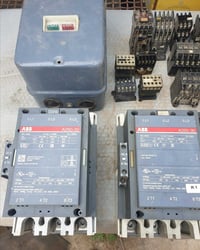 إلكترونيات • إكسسوارات