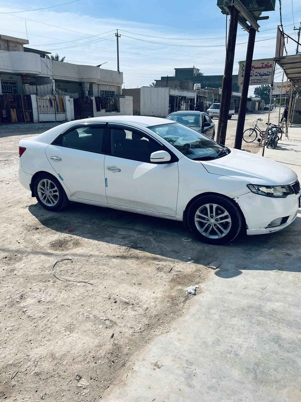 السلام عليكم سيراتو 11 بيهه قطعتين كلير بدون معجون وشخط بلباب موظح بلمنشور كير ومحرك كفاله تدفئه تبريد كله شغال صدر باتري تخم تاير كله جديد عله إيدي مكاني واسط العزيزيه رقم أربيل باسمي سنويه لل 30 سعرهه 93 بيهه مجال حك جيه ***********. ***********
