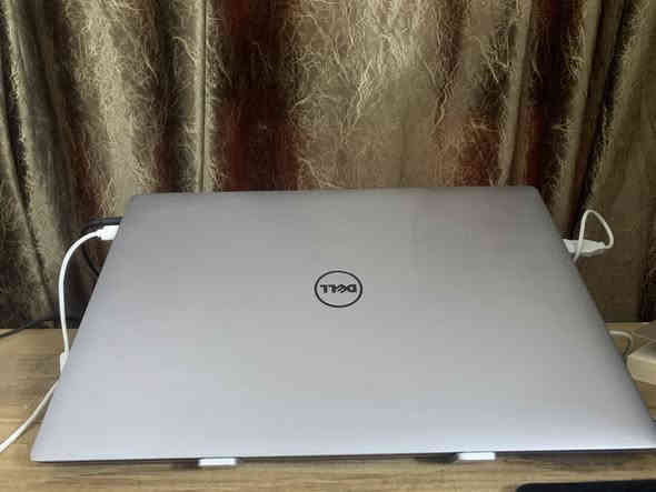 تم التعديل 👇

📌 لابتوب Dell XPS 9560 للبيع

💻 شاشة 15.6” FHD
🎮 كارت شاشة GTX 1050 – 4GB
🔹 الجهاز نظيف جدًا ما مفتوح وما بيه ولا شخط

🔹 يجي وياه:
• ستاند معدني
• ماوس كيمينغ
• ماوس باد
• كيبورد ميكانيكي Blue Switch

🧩 المواصفات الأساسية:
• i7-7700HQ
• رام 16GB
• SSD 512GB
• بدون بصمة
• كيبورد مضيء

🎯 مناسب للدراسة، الشغل، واللعب — أداء ممتاز ويشغل الألعاب بقوة

💰 السعر: 550 ألف وبيه مجال بسيط

📞 ماسنجر أو واتساب: ***********
📍 بغداد – حي القاهرة
🚫 ماكو توصيل
