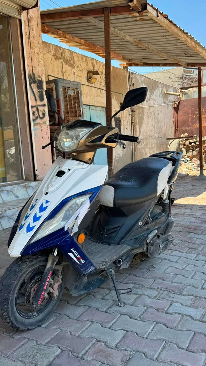 هاوجي رص 2020 محرك مكفول بس يرادلها ترتيبات شوي ع الخارج سعرها 350 وبيها مجال مكان الخالديه شارع 20 
***********
