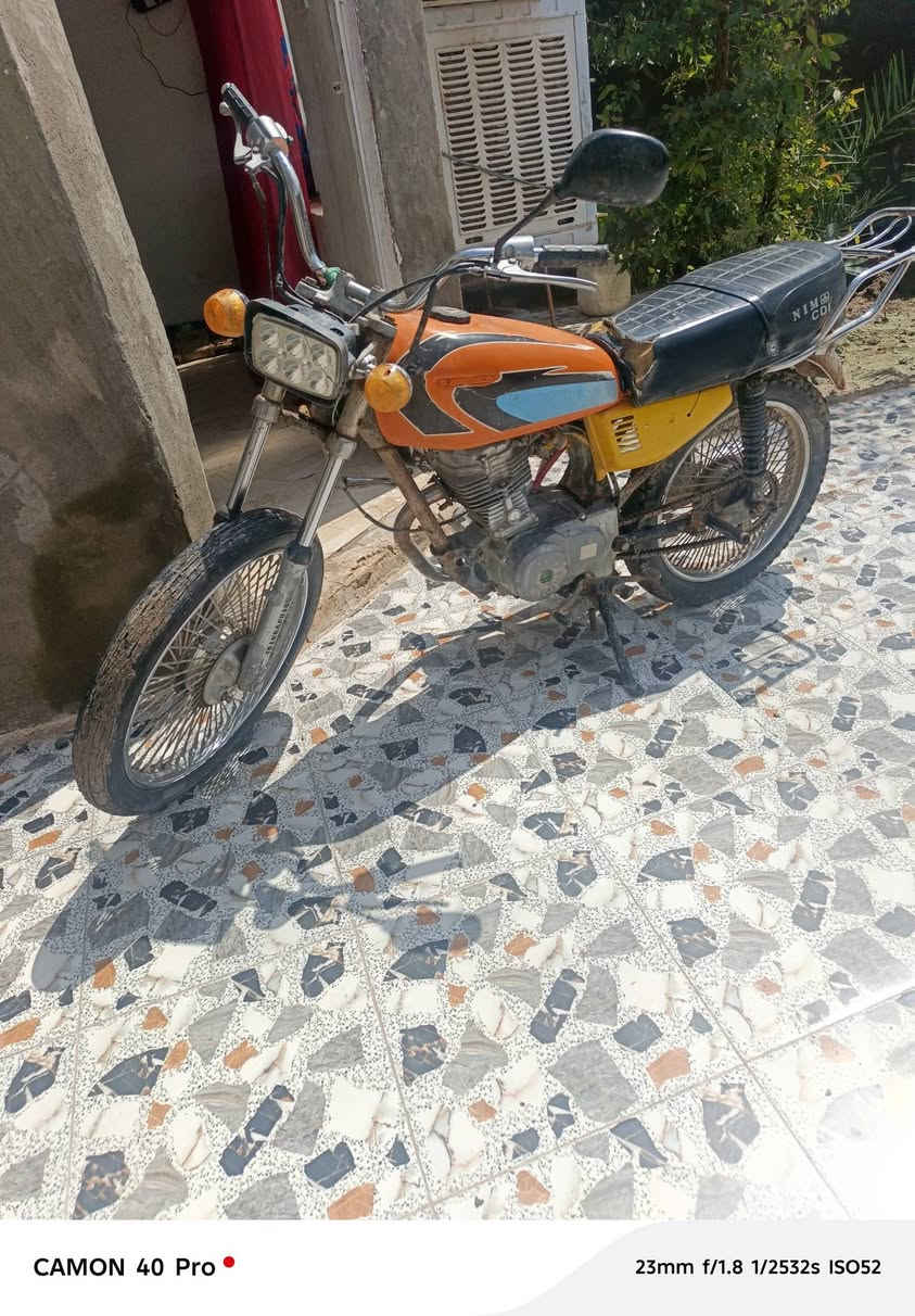 سلام عليكم دراجه للبيع كلك✓ كلك دراجه جاهزه من كلشي محرك خير من الله ضمان ما تبخر  صوت كفاله ما تنضح ترجع 
السعر 225بيه مجال قليل مكاني قضاء الفجر 
ملاحضه مو تجي تكول تختلف عن صوره 
👍🏻


**إذا كنت صاحب هذا الإعلان وتريد حذفه لأي سبب، رجاءا أرسل رسالة إلى الدعم الفني**