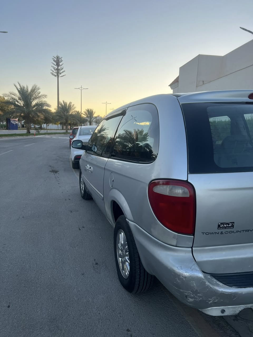 تاون كانتري دوج كلايسلر 2007
💢 ( بيع او مراوس باحدث او سيدونا 2013 وجاهز للفرق ) 💢
كشنات بلع سياحي 
ابواب عادي 
ترايك وين معجبك
تبريد ثلج ❄️ 3 قطع 
كهربائيات كلها بلاديه وشغاله 
صدر امامي خلفي جديد 
بنيد و جاملغ واحد جارد ومبين بالصور بدون ضرر ولا صبغ
محرك كير بحاله جيده 
رقم انبار باسمي تحويل بغداد مشروع وطني
شرط التحويل 
السعر 85 ورقه  وبيها مجال شي بسيط كلش 
للتواصل عبر الواتساب 
‏‭ 0786 027 8441‬
المكان / كاظميه
