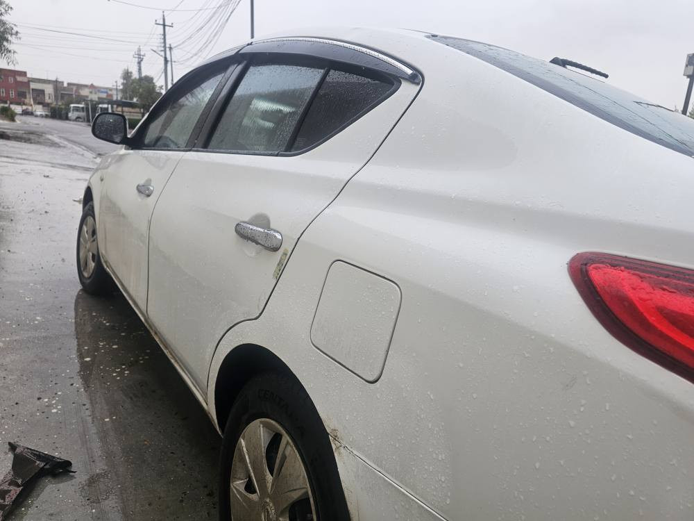 نیسان سنی لاکشمیبای 2013 سی بارچه ی سبوغه بی داخلی بونت و جاملغی بیشه وه و نیو جاملغی  بی داخلی به طانه و شانصی به شه رت ته هنا براکیته که ی توزی قوبای  هه یه اویش دو بورغی یه ده گوردری  گیرو مه کینه ی  و ته برید به شه رت رقم هه ولیر ته حویل به شه رت سه نه وی 2023یه سه یاره کی زور جوان و مناسبه مالی دوسته سعری 83وه ره قه شوین هه ولیر موبایل *********** أربيل, العراق
