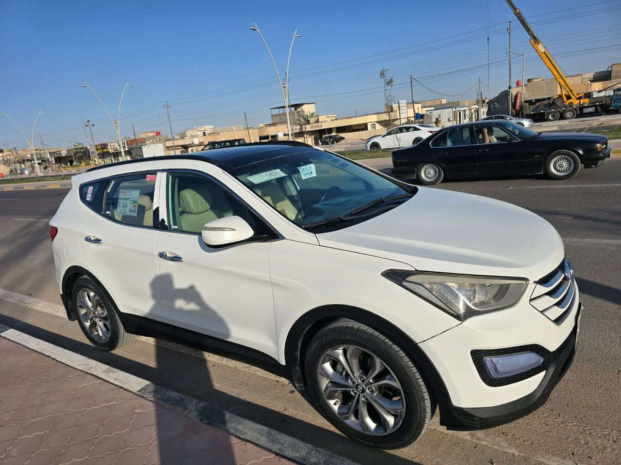 سنتافي 2013 خليجي رقم اربيل منتهية السنويه لون ابيض بيها قطعتين صبغ بدون ضربه بسبب شخط مثل ما موضح بالسونار والسياره جاهزه من كلشي السعر 155$ ورقه وبيها مجال للشراي عنواني البصره قرب جسر النجيبيه 
***********
متواجد واتساب
