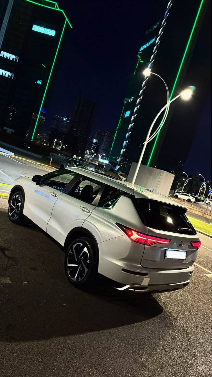mitsubishi outlander 2024 
- مستەربۆشی ئاوتلاندەر ٢٠٢٤ پانۆراما دەبل ئەکسل  4x4  رەقەم جایز فەحس هەزە نوێ
- مواسەفات فول فول SEL فەخری یابان 🇯🇵🇯🇵گیر و مەکینە نیسان رۆگ
- جاملغ بۆنیت بی ژووری شانسی بەتانە هەمووی بەشەرت ئیرباگ سیستەم 
- ٢٢ هەزار رۆیشتووە سفرە👌
- سعری بە رەقەمەوە ٢٢٨ وەرەقە کەمەک مەجال بە سعری بێ رەقەمەک دامناوە خوار هەموو بازار 🔥
- بۆ پەیوەندی : *********** 
- مواسەفاتی : کوشن پاقلاوە ، کامیرە ٣٦٠ ، ٥ کامیرا ، رادار ئاوینەکان ، کشن سارد و گەرم ، کشن پشتەوەش سارد و گەرمە ، بریک بەسمە ، ئۆتۆهۆلد، ٤ دەرگا بەسمە ،شحن وایرلێس ، سندوق شەفت ، ٣ مقعد، ویل کرۆم فول فول لەوە قەپاتتری نیە 🔥🔥🔥…… أربيل, العراق
