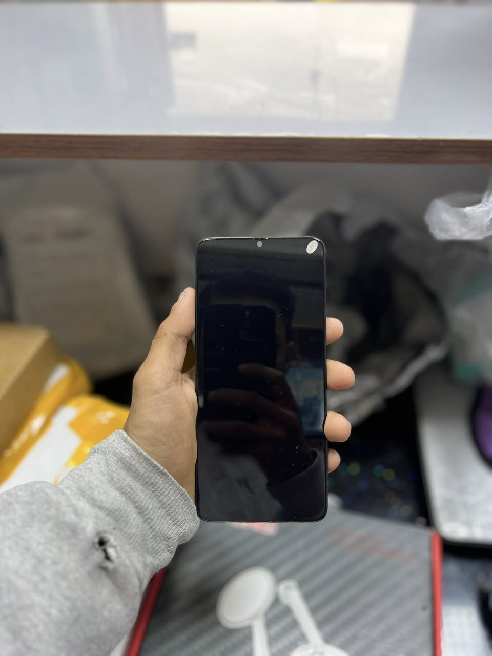 شاشة a70
ممستخدمة 
مكاني كربلاء توصيل موجود
تواصل واتساب  
***********
