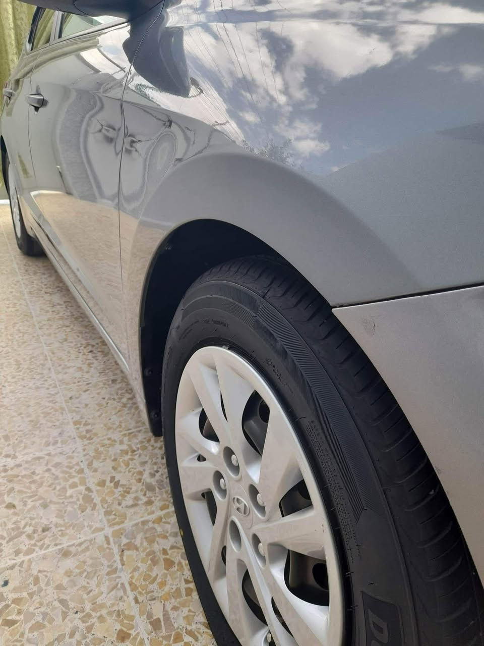 النترا 2019 كير عادي ماشية 98 رقم والسنوية  بأسم البائع سعرها 120 وبيها مجال


**إذا كنت صاحب هذا الإعلان وتريد حذفه لأي سبب، رجاءا أرسل رسالة إلى الدعم الفني**