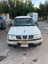 نيسان دبل • ٢٠٠٥ • مزاد الداخلية
