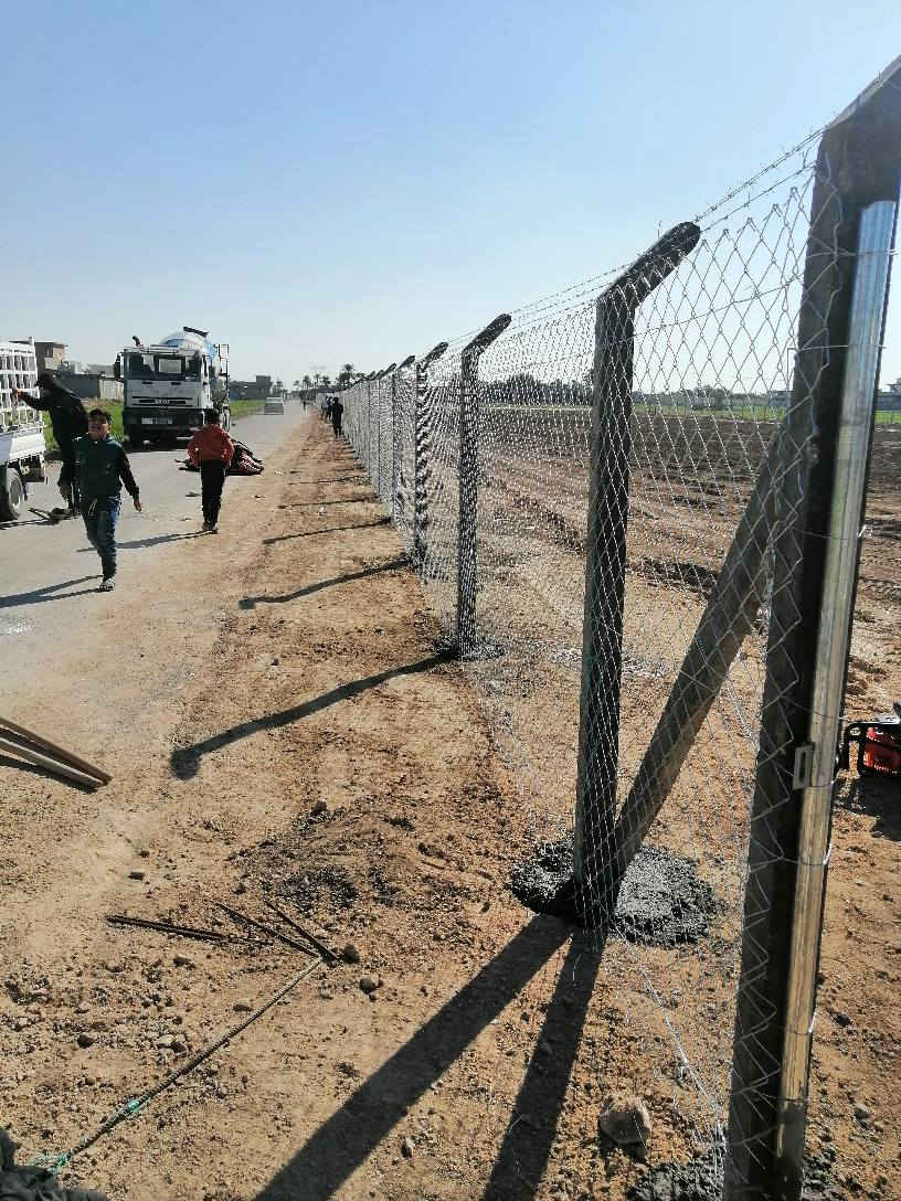 شركه الرحمن الهندسيه مقاولات تقدم لكم أفضل العروض! 🔥بي ارسي 
0772 262 9204
🎉 تخفيضات مذهلة تبدأ من 5000الاف دينار والحد ٩٠٠٠الاف دينار 
🔧 خدماتنا:
إنشاء أسوار B.R.C بي ارسي بجميع أنواعها، الأحجام، والقياسات.
متوفر جادر وبدون جادر بالإضافة إلى السياج العشبي.
استخدام بوري مغلون وحديد بأعلى جودة.
🏢 نحن مستعدون للعمل مع دوائر الدولة، المتنزهات، ونقدم خدماتنا لا نشاء
تجهيز كامل الملاعب الخماسية والسباعية وفرش ثيل صناعي تركي عالي الجودة في جميع محافظات العراق 
📏 ملاحظات هامة:
سعر المتر لسياج B.R.C بي ارسي يتم احتسابه بالطول وليس بالمربع.
السياج العشبي يُحتسب بالمتر المربع.
الأسعار تختلف بين المساحات الصغيرة والكبيرة.
💼 تميزنا في الدقة والمصداقية، ولسنا الوحيدين ولكننا الأفضل! 🌟
تابعونا على البيج لمزيد من التفاصيل حول أعمالنا المنجزة، وتواصلوا معنا على مدار الساعة للاستفسارات والمزيد من المعلومات.
📞 للتواصل:
0772 262 9204
*********** واتساب 
***********
*********** يتوفر  واتساب
📍 ملاحظة: عند مراسلتنا على البيج، يرجى ذكر عنوانك بالكامل وعدد الأمتار المطلوبة.
✨ سارعوا بالاتصال الآن واستفيدوا من عروضنا الخاصة! ✨ بغداد, العراق
