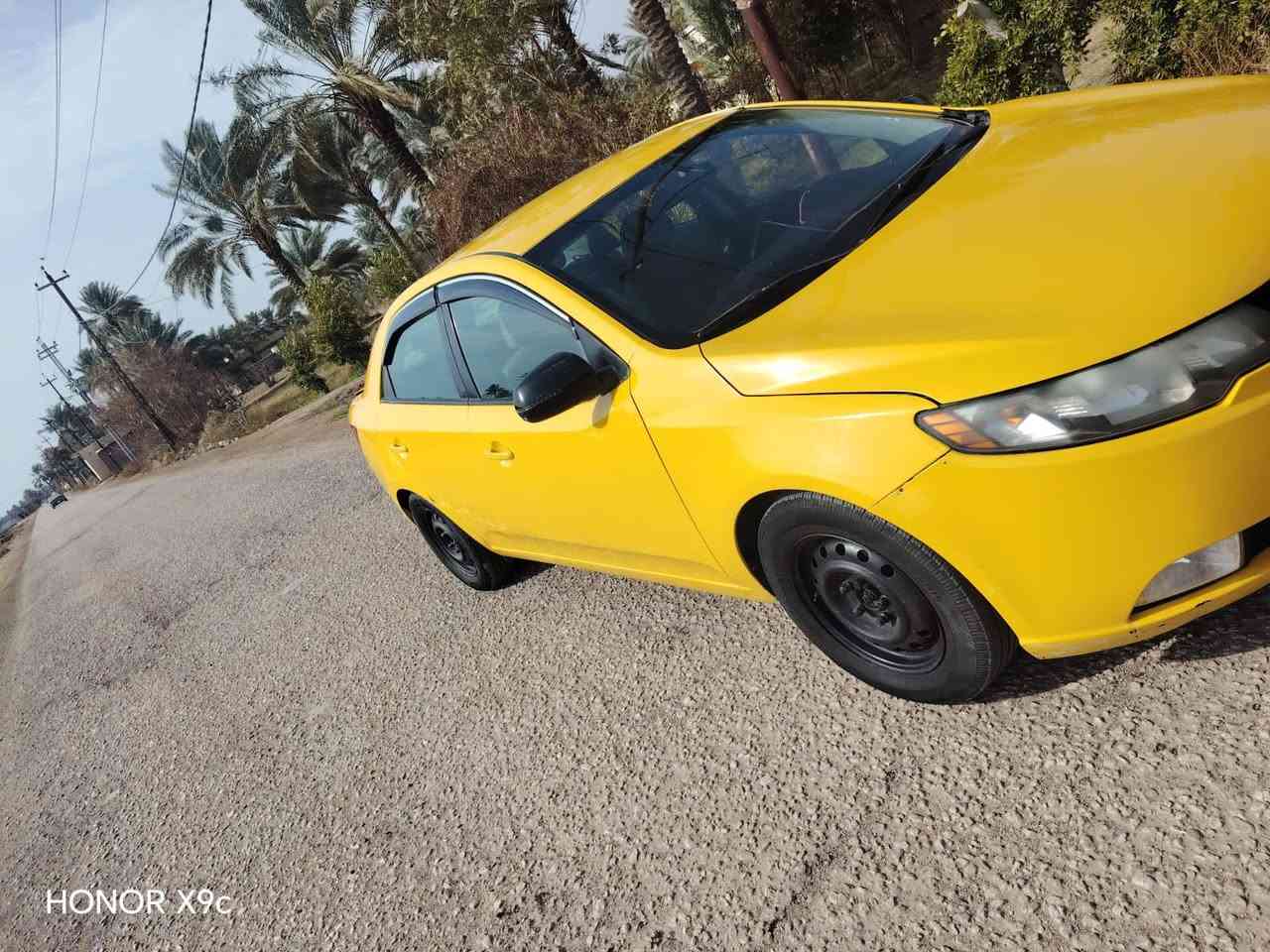 السلام عليكم بيع سريع فورتي 2010كير ومحرك وحدادية كفالة تخم تاير جديد مال جناي جاهزه الاخير مكينه2000دوش المرغوب رقم كربلاء مشروع وطني 
السعر80وبيها مجال لشراي 
الاتصال***********
مامتواجد بلخاص 👆👆
مواصفات السياره 
شاشه 
تحكم استيرن 
كامره 
نضام ايكو 
اشاير بلمري
