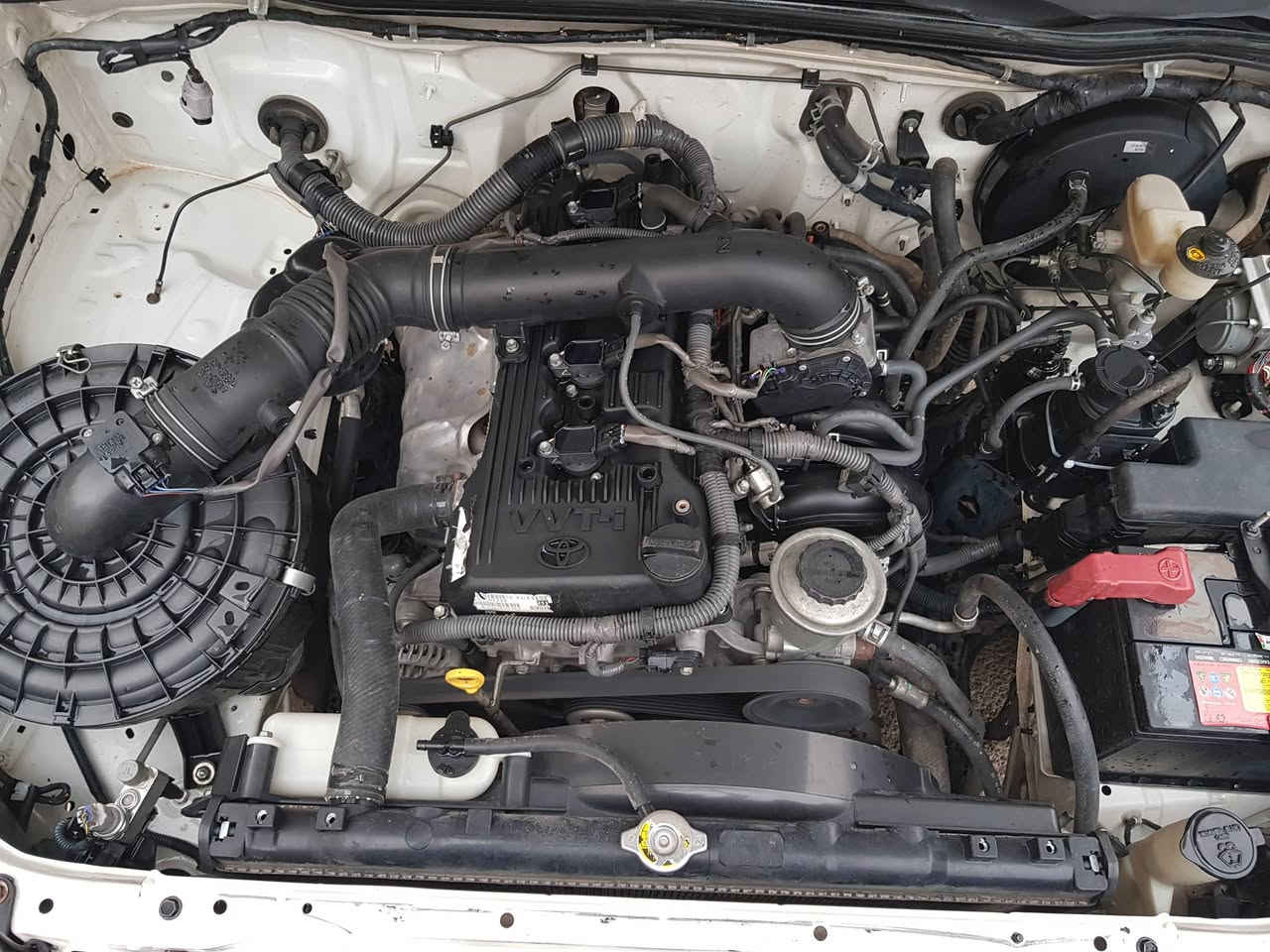 السلام عليكم تيوتا بيك اب موديل 2014 كويتي شاصي 19 باسمي شرط التحويل ماشيه 235 الف محرك مجفت جديد شغل الموصل والك شرط لابخار لاصوت لاصرف السياره مكفوله من الصبغ طخم تاير مكاني الانبار حديثه السعر 200 وبيها مجال للاستفسار الاتصال على *********** و***********
