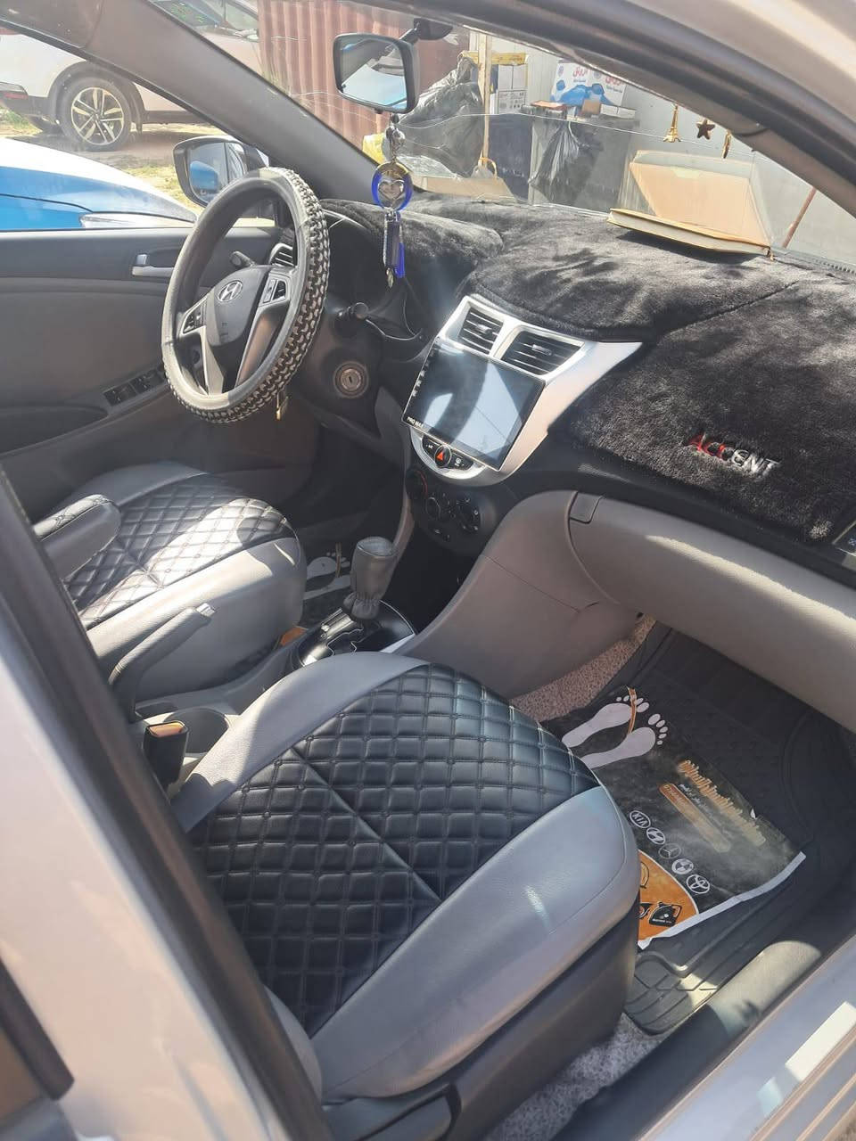 اكسنت موديل ١٦ للبيع باقي تفاصيل اتصل ع رقم
***********
