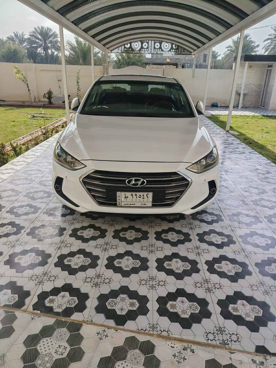 النترا خليجي  2017 كفالة ((فول مواصفات ايراني ))
رقم بغداد / ميكانيك كله على الشركة بدون فتح / ماشية 76
السعر 👈 153$        ((   ***********  )) بعقوبة
