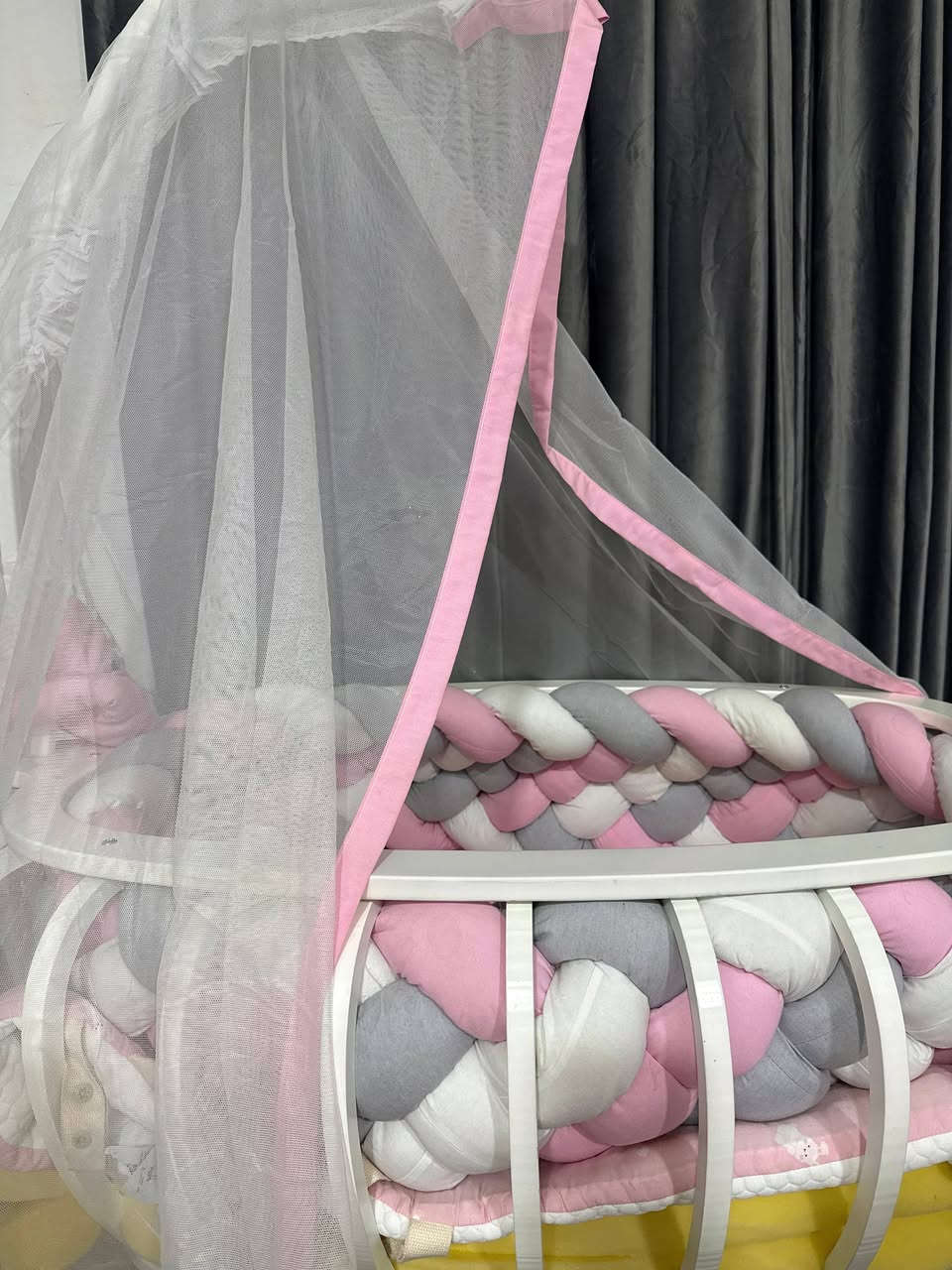 سرير للبيع بسعر 90
الرقم للتوصل ***********
