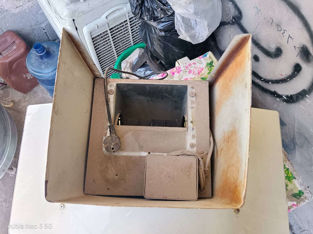 سلام عليكم مفرغه مال مطبخ شغاله سرعتين وضوه 
سعر35الف مكان كربلاء حي غدير قرب رساله 
***********
