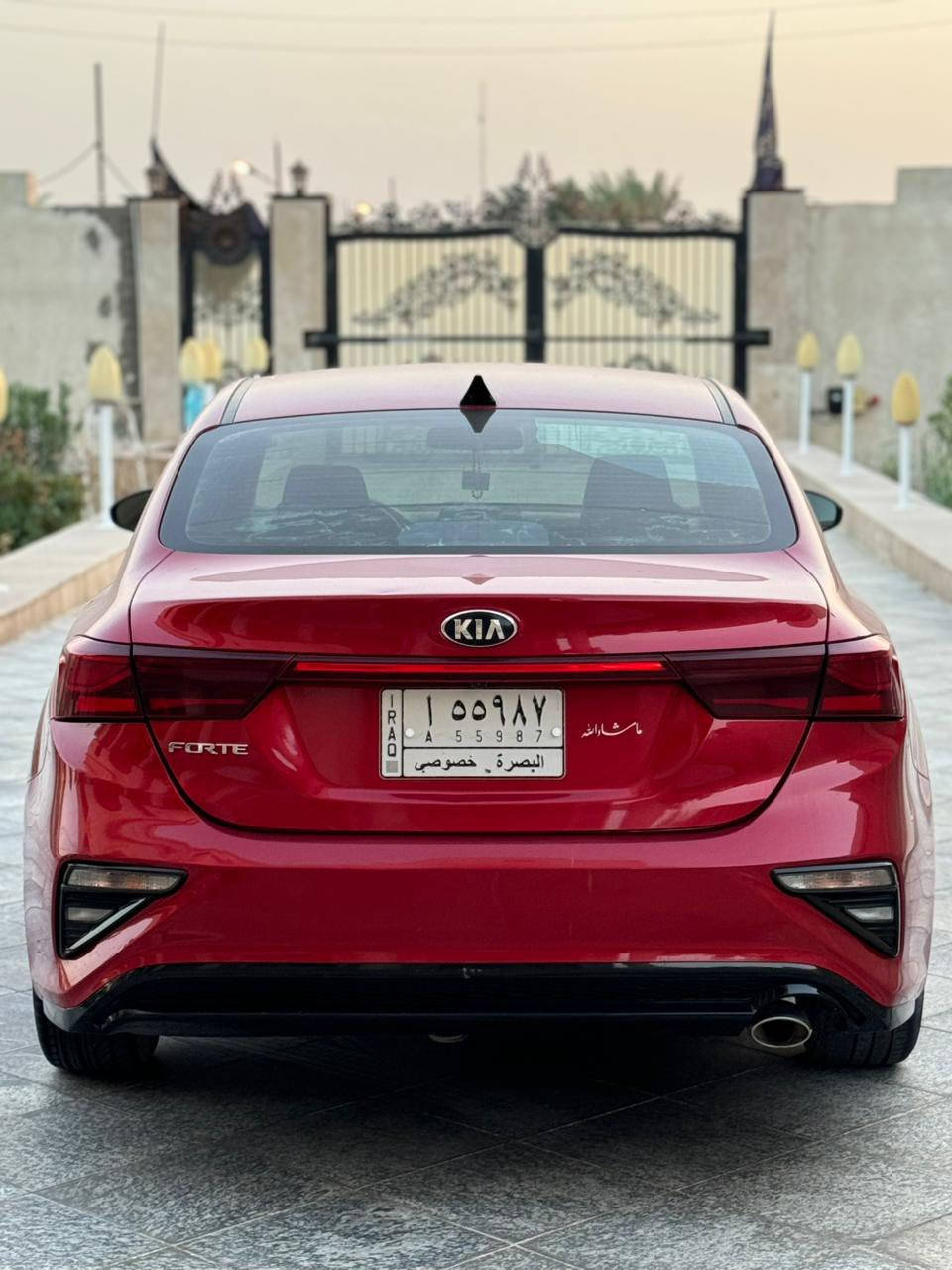 سلام عليكم فورتي للبيع مديل 2019سياره حره بدون حادث (غرق) ماشيه 99 الف حداديه نص عمر والسياره جاهزه السعر 119 وبيها مجال بسيط المكان البصرة الصالحيه رقم الهاتف ***********
