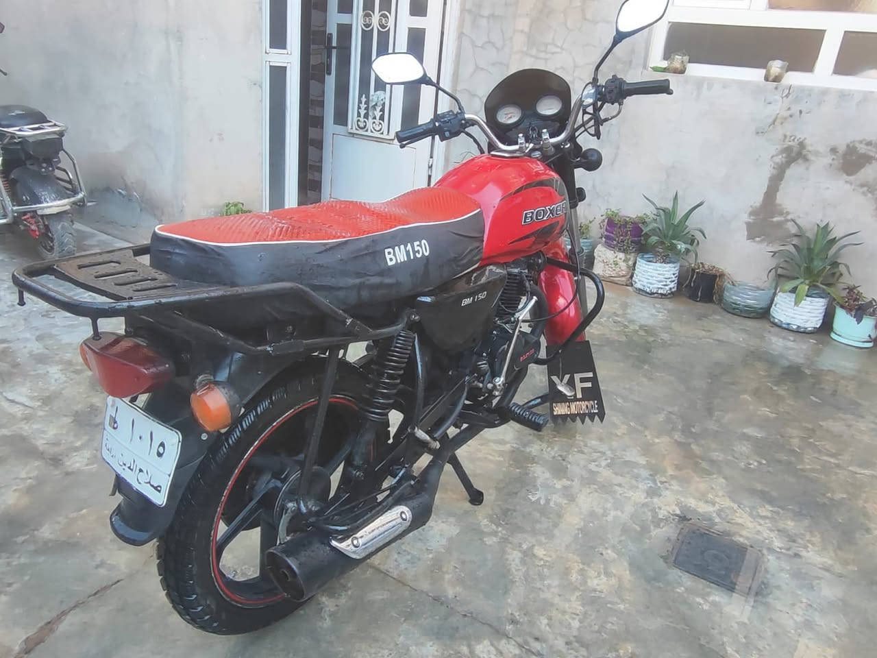 السلام عليكم للبيع دراجه بوكسر موديل ٢١
محرك دايوان رقم صلاح الدين مشروع وطني 
السعر ١.٥٠٠ مليون وخمسميه
مكانها صلاح الدين سامراء 
للاستفسار ‏‪***********‬‏
