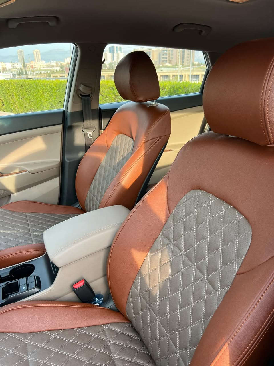 السلام عليكم للبيع توسان 2021 خليجي صفر شركةالقاصدفول مواصفات ماعدا بانوراما 
لايت عدسه
كشنات كهربائي 
داخل فورميكا
محرك2000دوش
السياره جديده بدون صبغ
مكانينBDR
كلش بسيط
السياره بأسمي
سنويه بأسمي 2027
السعر215$
مكانها السليمانية للاستفسار فقط اتصال ☎️ 
***********
