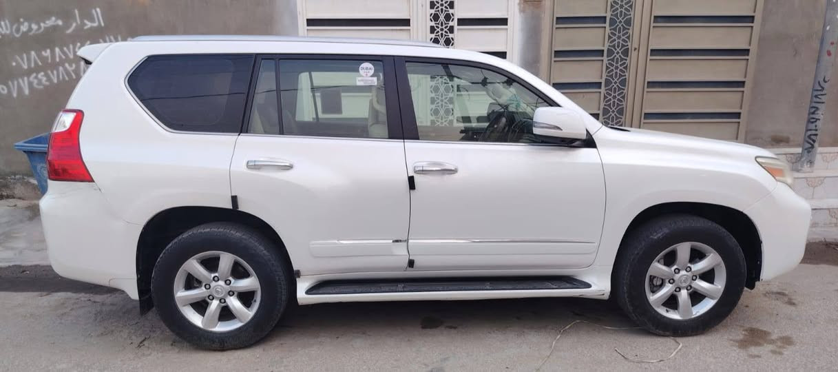 لكزز برادو 2010 اربيل رقم انكليزي مكولفه فول واحد على واحد محرك 4600 

🟪 السعر  :: الطلب في التعليقات ويوصلك مباشرة ✍️ 📩

جكات اربع كامرات نقاط عمياء مري قلابه عالبك تبريد تدفئه بالكشنات كشن السائق ذاكره كشنات السبعه راكب كهرباء شاشه اعطال ثلاث شاشات كراسي كهرباء ثلاث انظمه قياده سماعات محيطيه دمام خلفي امامي فتحه وبعد هواي بيه موصفات بسم شركه تريد مداور تريت وكاله المكان النجف الاشرف

رقم صاحب السيارة  
***********
