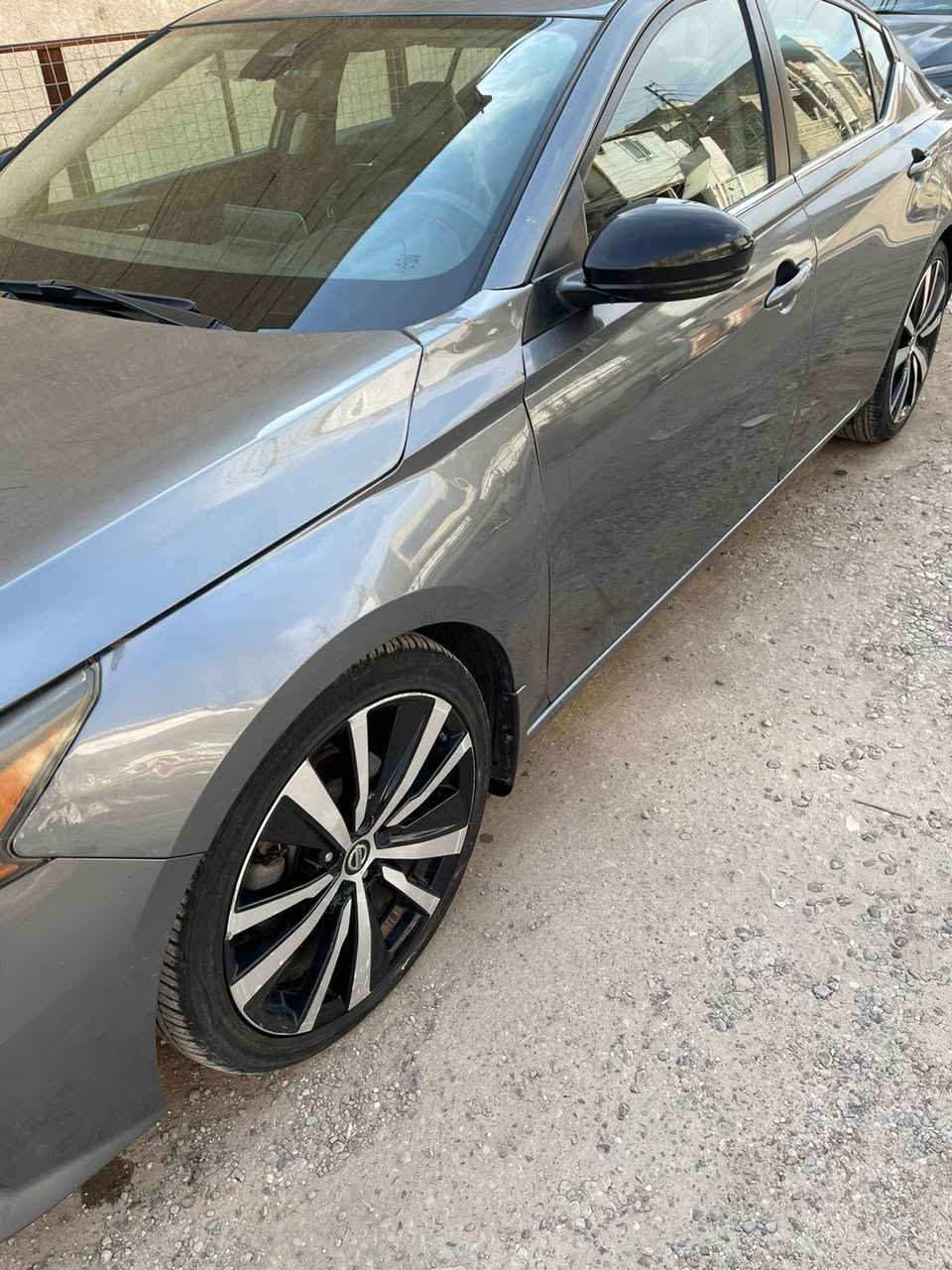 نيسان التيما ٢٠٢٠ sr
حادث تبديل بنيد فقط باقي مكفول من صبغ وتبديل 
شفتات ستيرن 
حساس خلفي 
رادار خلفي 
رادار امامي (عاطل) 
رادار جانبي 
تحديد مسار 
لايتات زينون 
لد نهاري 
ويل كب ١٩ 
داخل جلد 
شاشة اندرويد وابل كار
السعر :-14600$
***********
