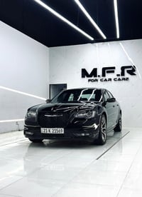 للبيع كرايسلر S300 موديل ٢٠١٧ محرك: 3600  تو ويل  السيارة وارد كندي كل...