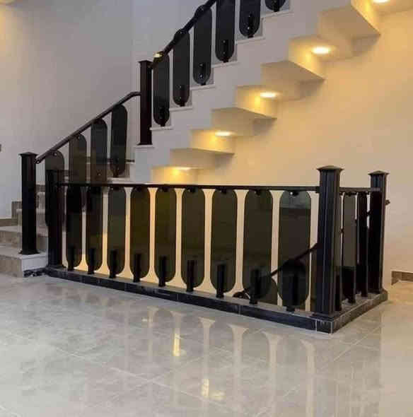 عمل جميع انواع المحجرات 
عمل محجر زجاج مقسى 10ملم سعر الباية 28 الف
سعر متر محجر دائري 38 الف (4 خطوط)
سعر متر محجر مربع 65 الف 
سعر متر محجر سي ان سي 60الف 
سعر متر محجر دبل عرنوص 75
ملاحظة الدنكة تنحسب متر
ضمان 10 سنوات 💯 
للاستفسار مراسلة الصفحه 
او الاتصال ***********
يوجد واتساب 📞
