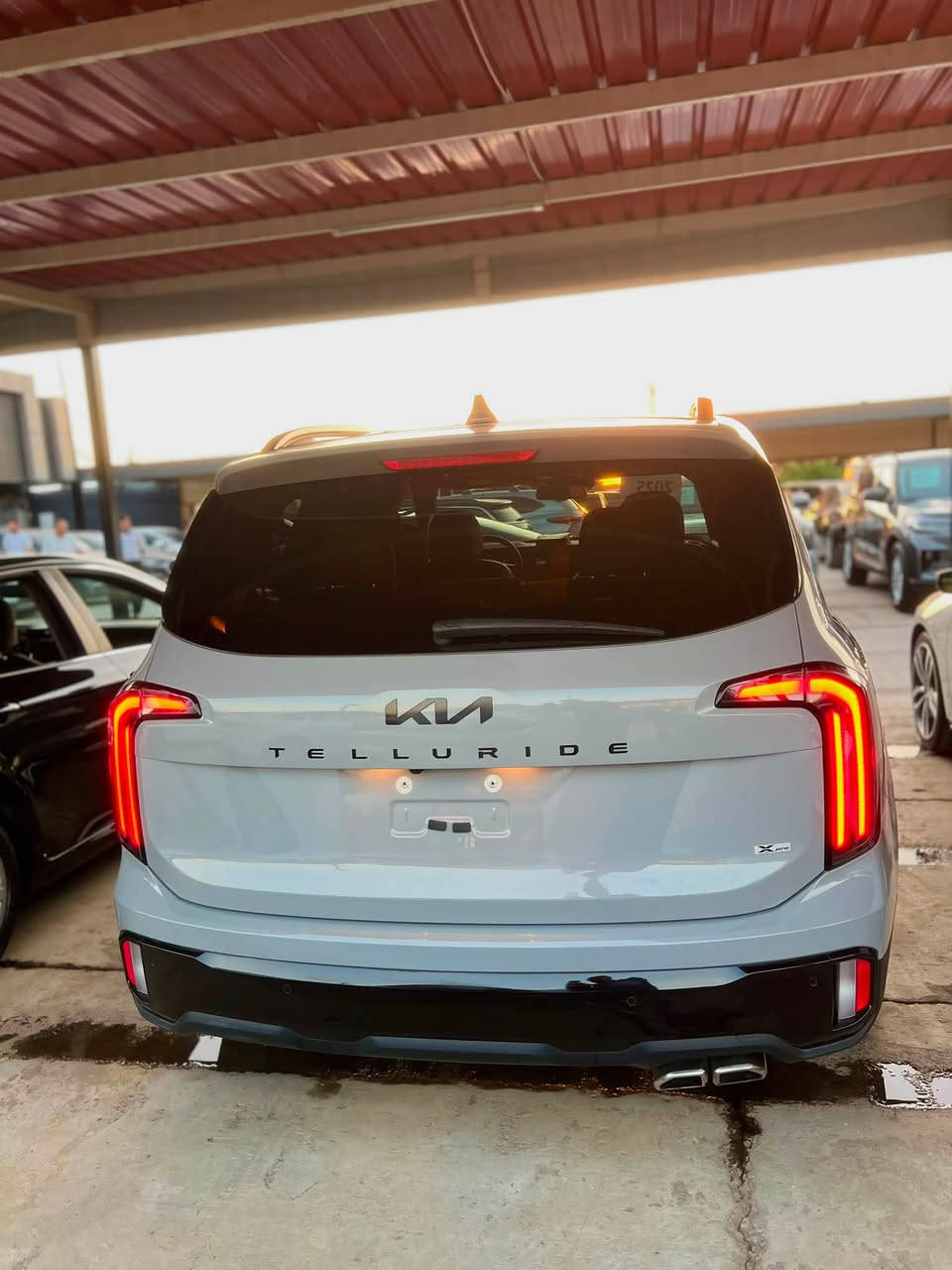 KIA TELLURIDE EX PRO 2025
كيا تليورايد EX PRO موديل :2025

  اللون : سمنتي مميز

عدد المقاعد (7) راكب

عداد المسافة : ٦ الف مايل

حجم المحرك : V6 3.8L (6.سلندر)

السعر ٢٩٥ $$ورقه

 ملاحظة السيارة : فقط باب وربع جاملغ بدون دواخل  ارباك ستيرن

✅بدون رقم بشرط الترقيم شمالي

رقم شاصي 5XYP3DGC4SG589886 

المواصفات

فـــول فـــول مـــواصـــفات 1/1

داخل مشمش بيلادي

فتحة سقف سلايد 

مرايا شفط كهرباء 

مرايا اشارات 

بردات ابواب بيلادي

كيـــج الكتـــرونـــي

 بصمة ابـــواب 

بصمة تشـــغـــيل 

تشـــغـــيل عـــن بعد

شـــاشـــة كبير لمـــس

شحن وايـــرليـــس

كـــاميـــرا

هاند بريك بصمة

اوتو هولد (𝐀𝐔𝐓𝐎 𝐇𝐎𝐋𝐃)

اوتو ستارات (𝐀𝐔𝐓𝐎 𝐒𝐓𝐀𝐑𝐓)

اوتو ستوب (𝐀𝐔𝐓𝐎  𝐒𝐓𝐎𝐏)

رادار امامي (تحديد مسار)

رادار جانبي  (نقاط عمياء)

رادار خلفي (التحذير من الاصطدام)

حساسات امامي

حساسات جانبي 

حساسات خلفي 

نظام (𝐄𝐂𝐎)

نظام (𝐍𝐎𝐑𝐌𝐀𝐋) 

نظام (𝐒𝐏𝐎𝐑𝐓)

نظام (𝐂𝐎𝐌𝐅𝐎𝐑𝐓)

   ❄️❄️نظام(𝐒N𝐎𝐖)

نظام (𝐒𝐌𝐀𝐑𝐓)

كشنات جلد

كشنات كهربائي

كشنات تبريد

كشنات هيتر

تحكمات استيرن 

استيرن هیتر

تبريد لمس 

تبريد مركزي 

صندوق شفط كهربائي 

لايتات (𝐋𝐄𝐃) ليد عدسة زينون بيلادي

بكلايتات (𝐋𝐄𝐃) ليد بيلادي

ويل كروم بلاك

بعد هواية مواصفات…

‏‎تفاصيل اكثر الاتصال علی ارقام التاليه 

‏ WhatsApp-Viber 

☎️***********

‏‎عنوان📍سليماني
