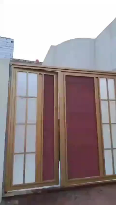 بيت زراعي مساحه 215 طابق واحد بناء صار لي اربعه اشهر شارع محامي فرقد السعر 130 وبي مجال اتصل وتساب ***********
