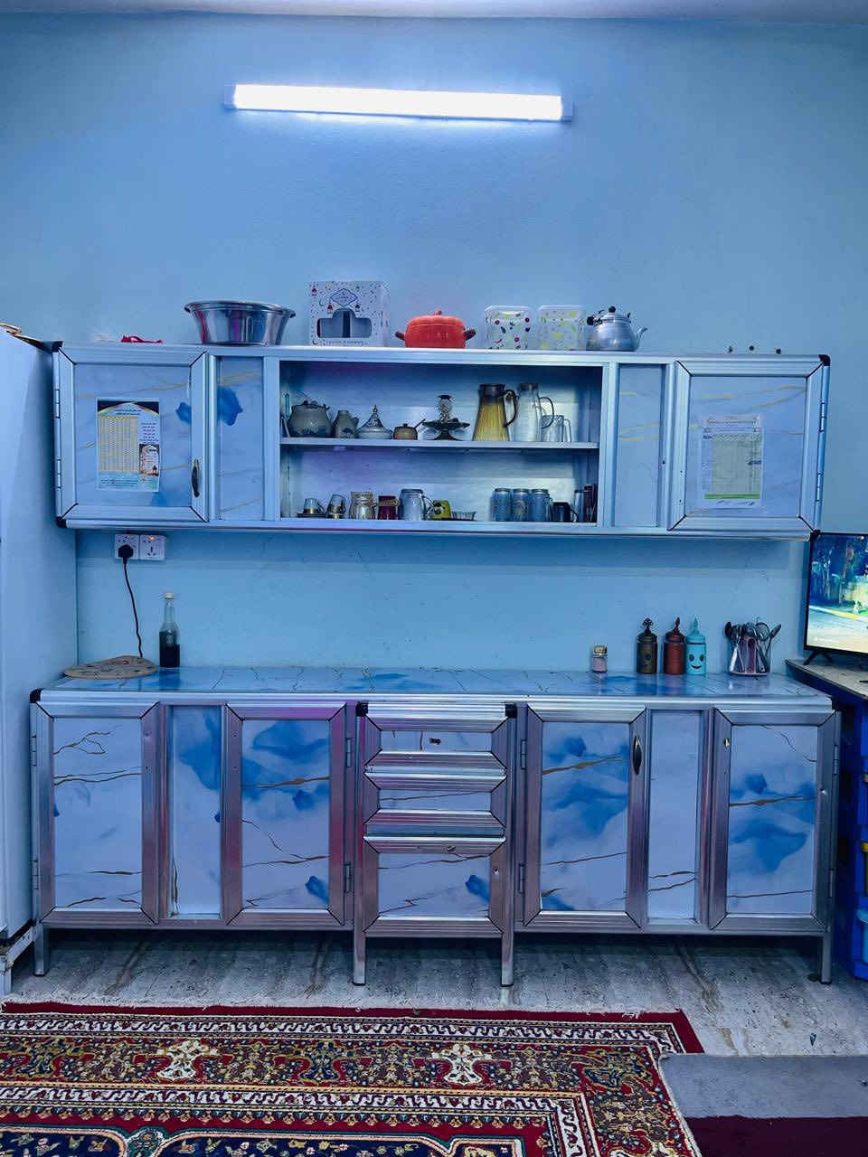 كاونتر سعودي مترين ونص ب250 الف ثلاث قطع
مقابيل دكتوره لمعان ***********
