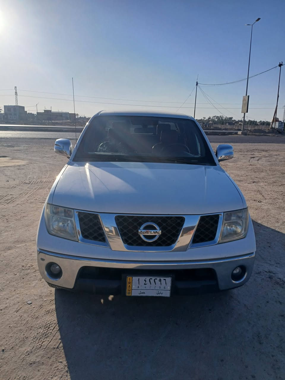 السلام عليكم نيفاره للبيع موديل ٢٠١٥
كفاله عامه محرك مامفتوح 
رقم بابل 
مكان بابل
السعر ١٥٠ وبيه مجال 
معلومات أكثر اتصل *********** _***********
