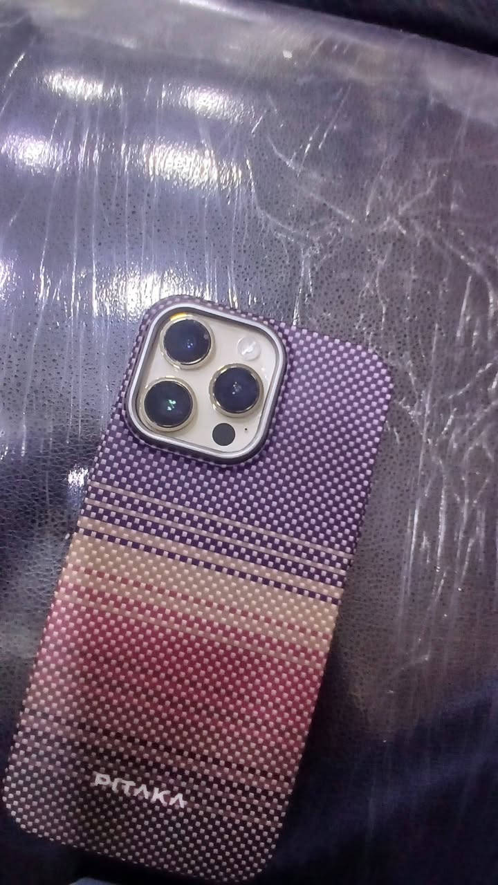 ايفون 14برو ماكس جهاز ماستر  لو ذهبي  بي فطر بالضهر فقط 
عنوان بغداد زعفرانية *********** بطارية 100🔋
