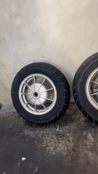 سلام عليكم تزويد للبيع جوه سوك  مكاني كريعات هذا***********
