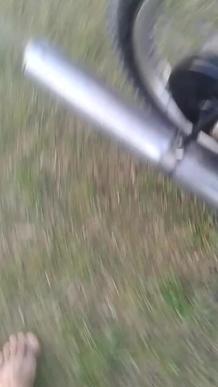 سلام عليكم مرخصة صاحب كروب محترم  دراجة 82MZ للبيع مراوس كصة(3) شرط على فتح دراجة نضيفه وحلوه وكاعده مانقصها أي شي دراجة دبلات امامي دشبول كشن اويالة ماصدة جملوغ دبلات خلفية كهربائيات كابريتر قبق بنز عتلت بريك بنزات صينيه زنجيل وزنجيل جديد  كلة الماني دراجة شلعه خير من الله معدل حلووو تانكي لون سمائي نضافتة٩٠٪ مكاني ديالى بلدروز التواصل على وتساب او رقم الهاتف ***********
