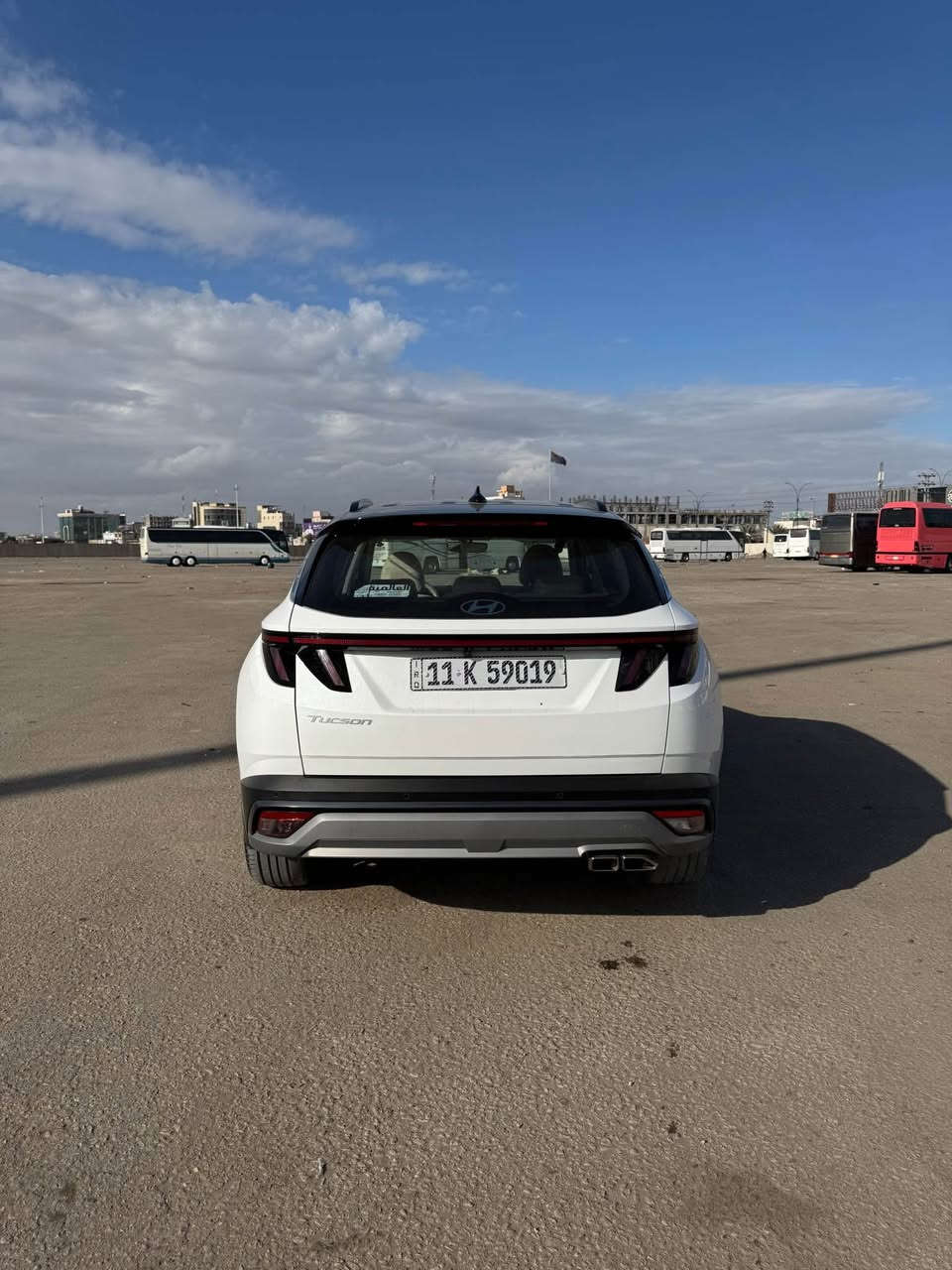 توكسان ٢٠٢٥ رقم بغداد باسمي 
السياره بعده بحالة الوكاله ماشيه ٢٠ الف كيلو
تو كلر اصل فول مواصفات سعره ٢٤٣ وبيه مجال قليل 
مكاني كربلاء 
*********** كربلاء, العراق
