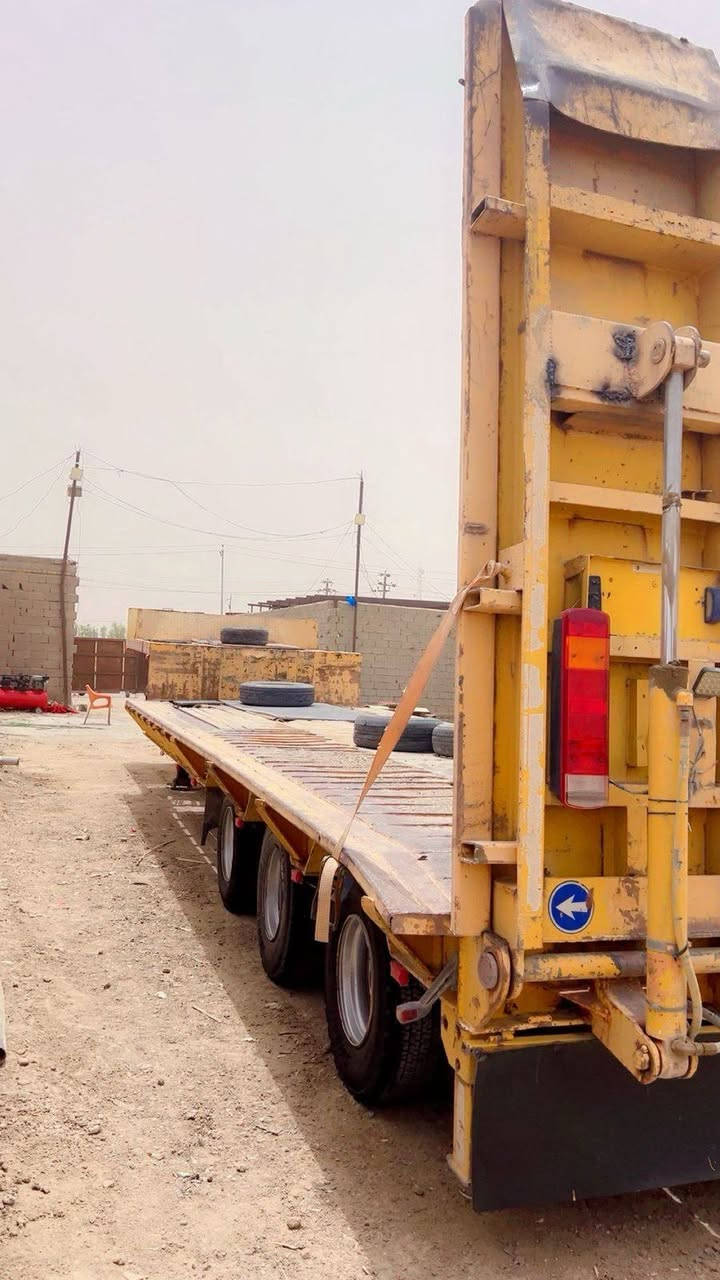 عربانه لودر نوع ألماني الطول 9 و60 العرض 3 و10 جاهزه للعمل للإستفسار اتصل ع الرقم***********
