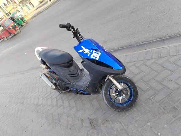 السلام عليكم دراجة ماكس عدلة مال لعب للبيع ب ٣٥٠ مكان بغداد المشتل دراجة شغالة نقصهة بس شخاطة مال سلف الشراي يتصل عل رقم *********** ورجائن المو شراي لا يتعبني
