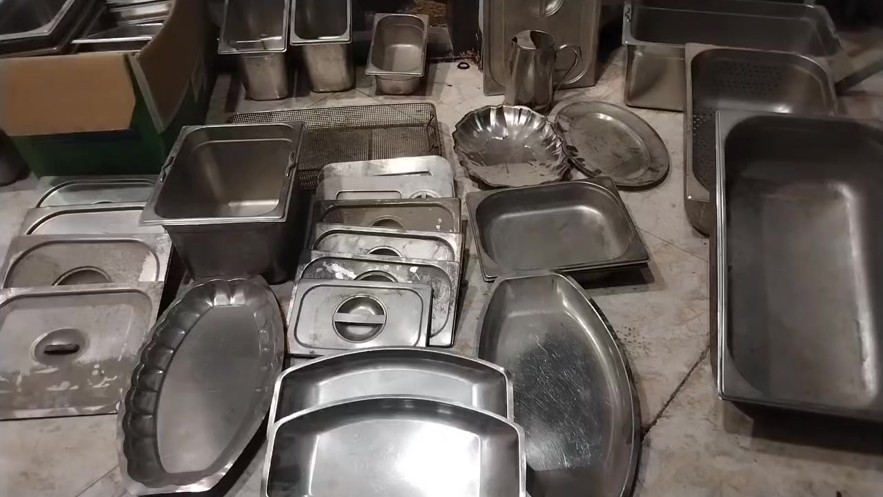 اسلام عليكم اخوان من رخصت الادمن اريد أعرض أغراض مطعم للبيع ماكنت حمص صناعيه للبيع مع بلانكوات وسفديجات ومصافي كبيره ستيل وكنارات لحم وتختت قصاب للبيع والسعر قيم بما يرضي الله وبيع ان شاء الله


**إذا كنت صاحب هذا الإعلان وتريد حذفه لأي سبب، رجاءا أرسل رسالة إلى الدعم الفني**