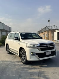 لاندكروز • ٢٠١١ • محدث ٢٠٢١