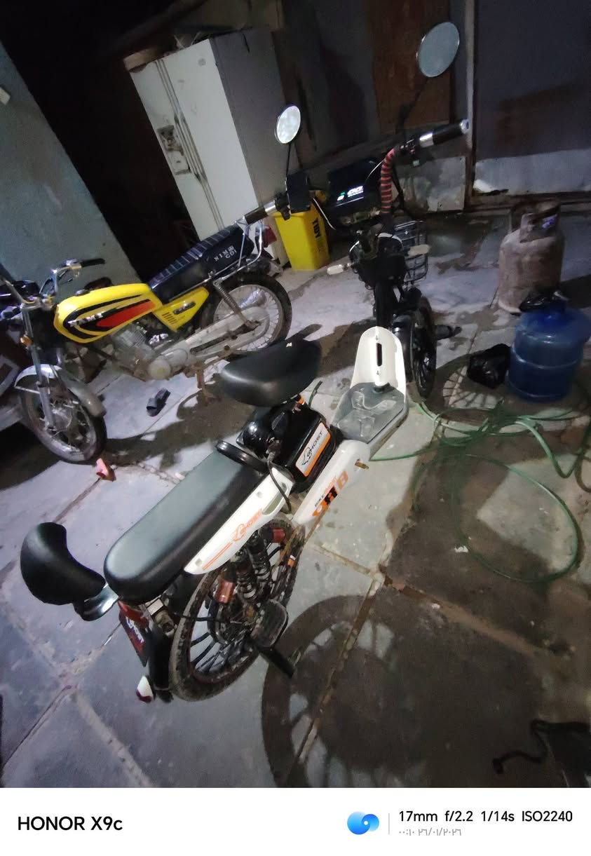 السلام عليكم عندي بايسكل شحن للبيع وشغال السعر 300 مكاني الشطره


**إذا كنت صاحب هذا الإعلان وتريد حذفه لأي سبب، رجاءا أرسل رسالة إلى الدعم الفني**