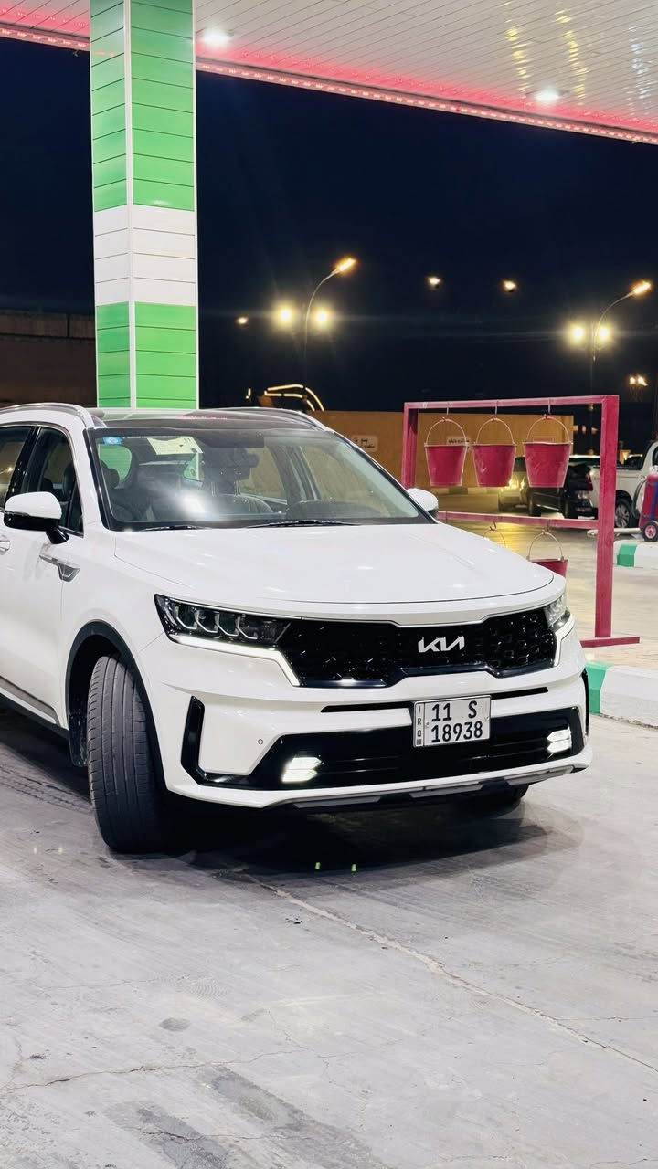 السلام عليكم 
سورنتو فول موصفات١
١/١ 
موديل ٢٣
سيارة كفالة عامة
من كلشي
صندوق كهرباء 
كير ماوس
‏٤وضعيات قياده
سايد بريك كهربائي 
٦سلندر
رادار
تشغيل عن بعد

مكانة ميسان
***********
