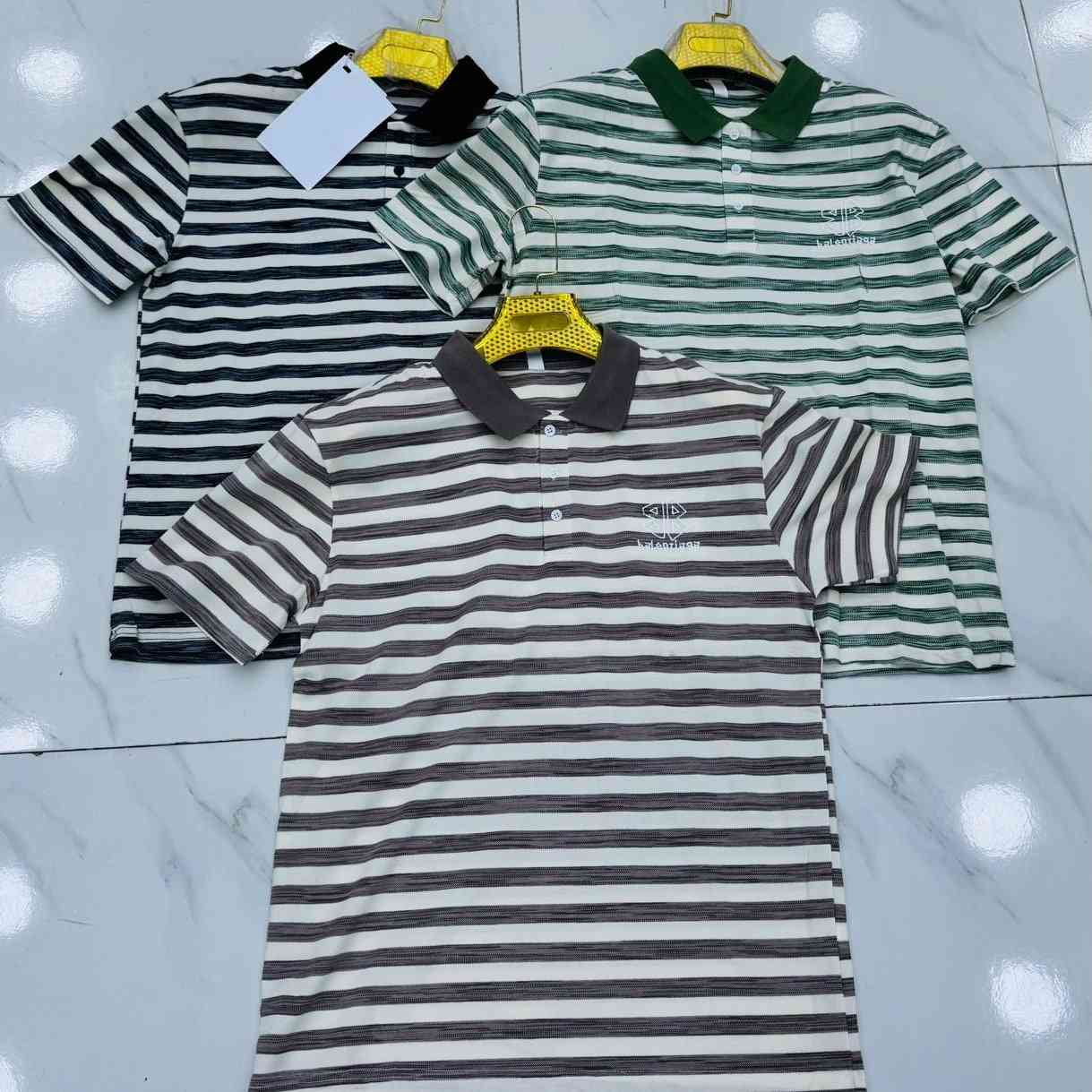 🌙✨ بمناسبة حلول شهر الخير والبركة ✨🌙
رمضان كريم عليكم وعلى أحبابكم 🤍
🔥 وصل الجديد من القمصان الرجالية الكاجوال 🔥
ستايلات مرتبة وأنيقة تناسب طلعات رمضان والسهرات 👕
✔️ خامة مريحة وخفيفة للصيام والجو
✔️ ألوان عصرية وموديلات شبابية
✔️ قياسات متوفرة للجميع
🌟 خلي إطلالتك برمضان غير ومميزة 🌟
📦 توصيل سريع لكل المناطق
📩 للحجز والاستفسار ع الصفحه


**إذا كنت صاحب هذا الإعلان وتريد حذفه لأي سبب، رجاءا أرسل رسالة إلى الدعم الفني**