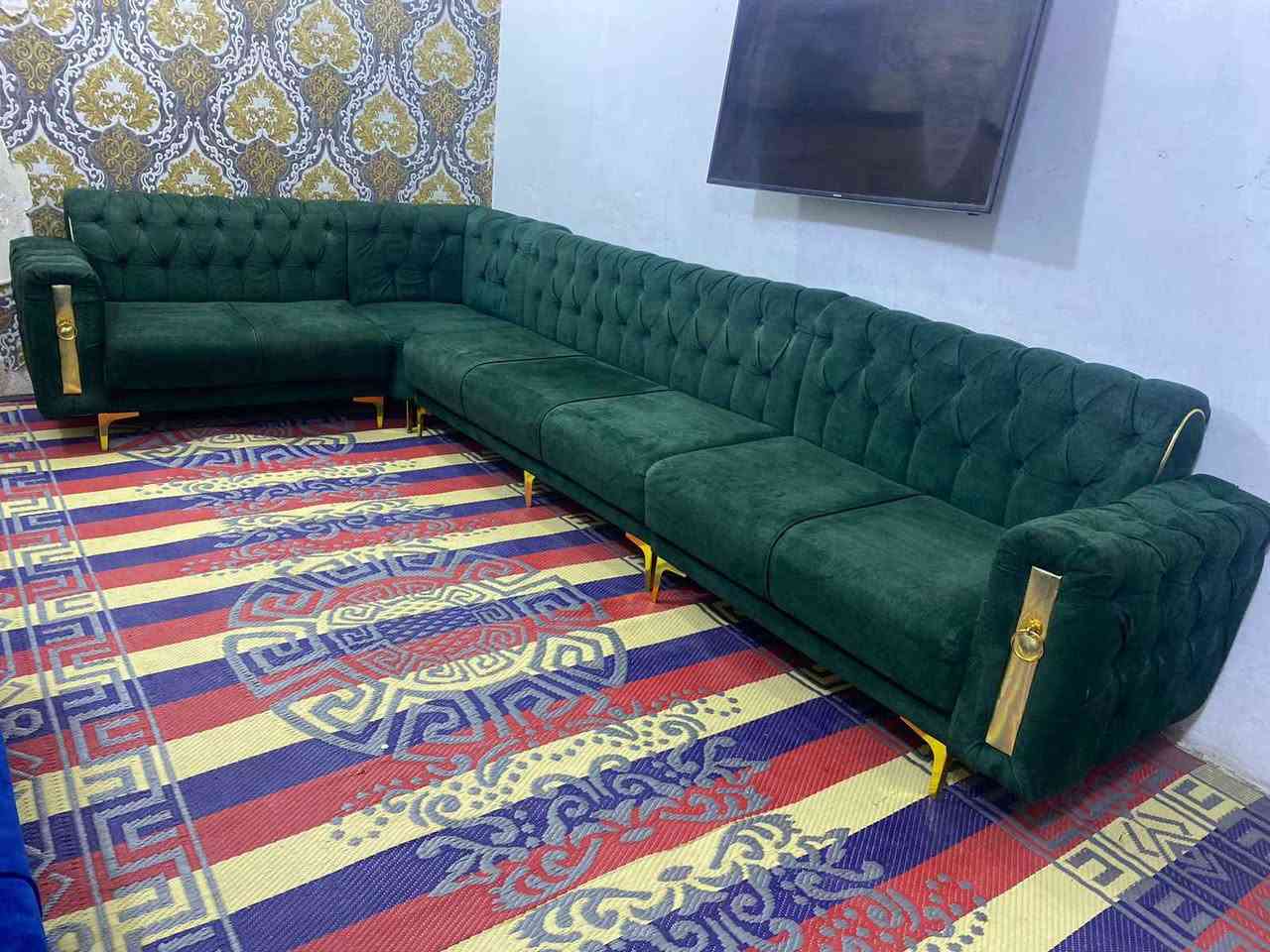 ديوان 9 مقاعد ستعمال قليل اخو الجديد شرط توصا مينشال كله بلوك ب 225 قفله
*********** بغداد, العراق
