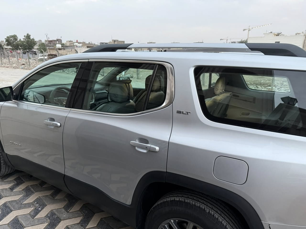 أكاديا ٢٠١٧ للبيع وارد خليجي من دون حادث نظيفة محرك ٣٥٠٠ فول مواصفات فتحتين بالسقف و كل المواصفات بيها  ماشية ١٠٦٠٠٠ كيلوا متر محرك كير بحالة ممتازة المكان بغداد السعر ١٩٥٠٠ للاتصال ***********.
