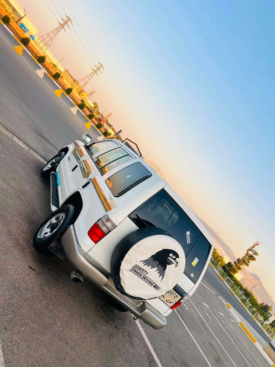 ...﷽ ...
بـــــــــۆفـــــــرۆشـــــــــــتــــــــــــن
***********
***********
ISUZU 2001 
سعری/٤٨$ کەمیک مەجال
جۆری سەیارە /ئاسوزو 
مۆدێل/٢٠٠١
بۆیاخ /یەک پەڵە
گێرومەکینەی بیلاد گێڕ عادی
دەبڵ ئەسل 
گێرو مەکینەو ئەکسلی بەشەرت
ڕەقەم سلێمانی
ڕەقەمو سەنەوی بەسەر جووە
٢گەڵا خرامەی تیایە دوای معامە ئەی گێرمەوە
تەحویل بڕاوە خرامە بەشەرت
تەبریدو کارەبای بەشەرت 
پێشو دوای مەزبوت 
تاقم تایەو ویلی لۆک 
شوێن سلێمانی
*********** 
*********** السليمانية, العراق
